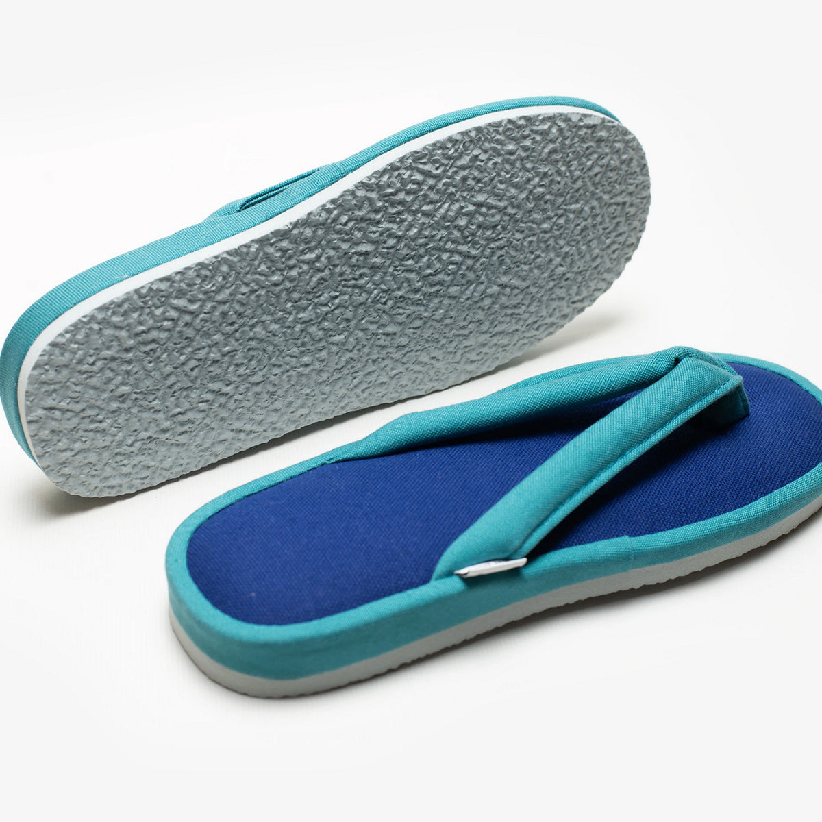 Turquoise blue canvas zori room sandals, sole view #Color_Turquoise Blue