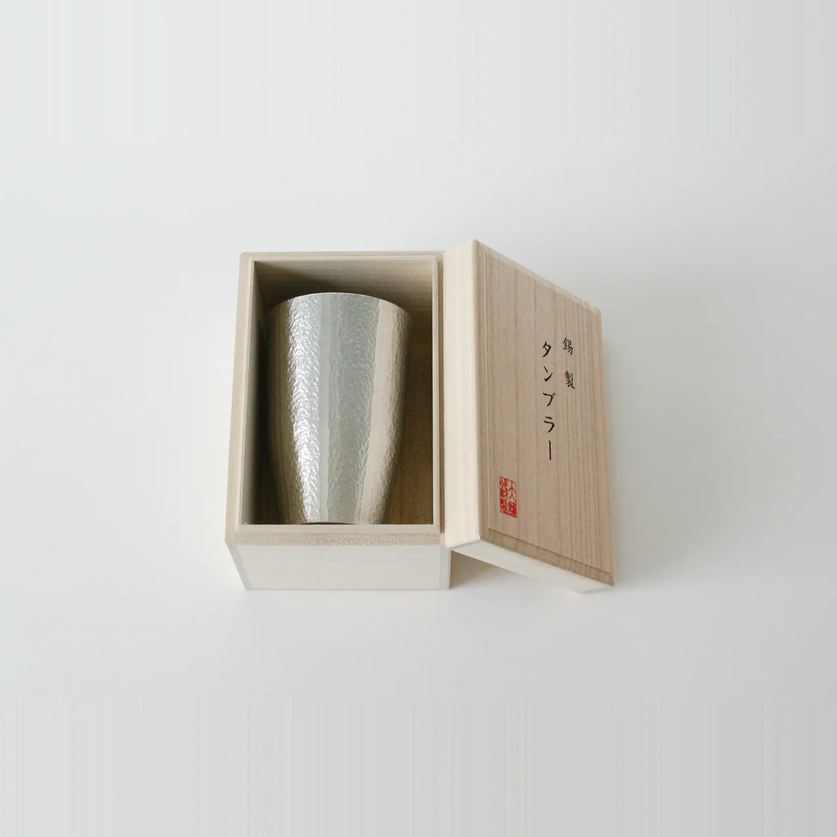 Kirameki tin tumbler in a single paulownia wood box