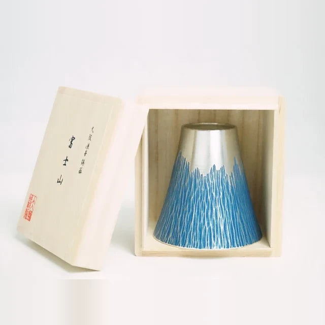 Mt. Fuji tin tumbler in its paulownia wood box