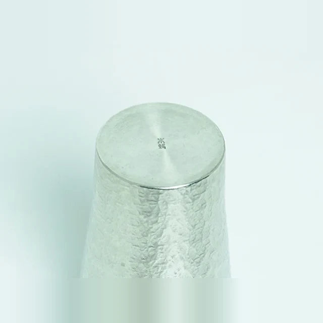 Bottom of the Rikka tin tumbler