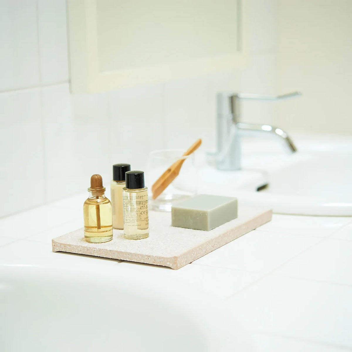 soil amenity tray in the bathroom