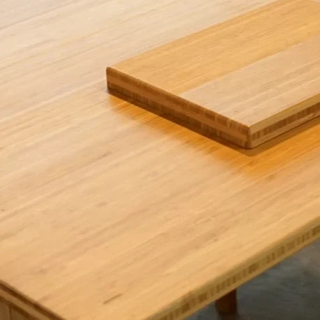 The grain pattern of laminated bamboo