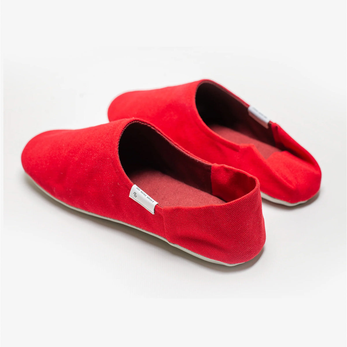 Cardinal red canvas babouche, angled view #Color_Cardinal Red