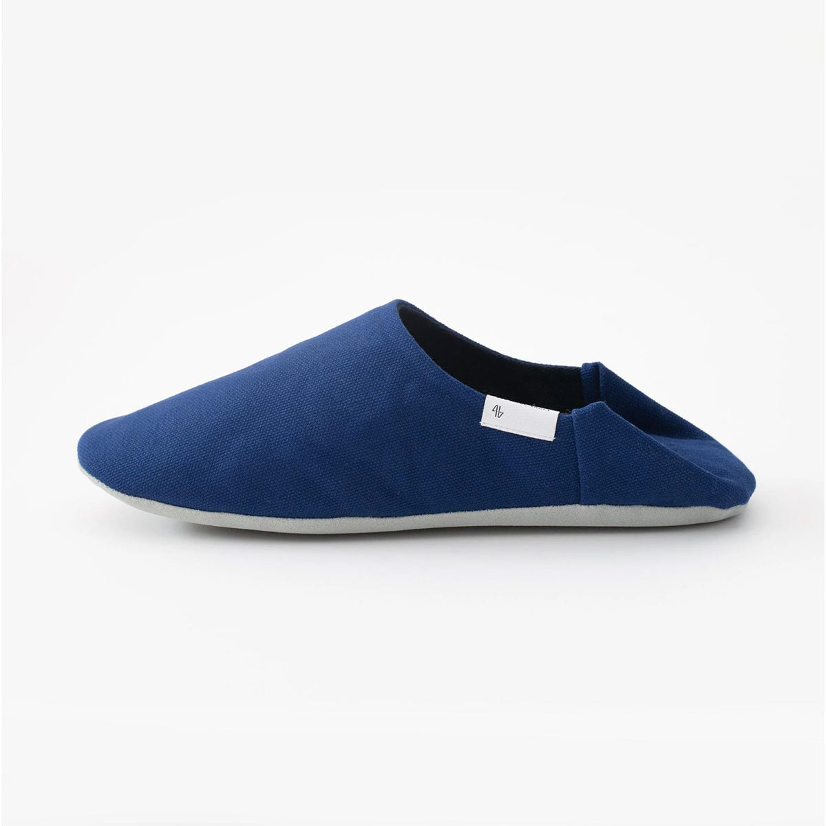 Ink blue canvas babouche, side view #Color_Ink Blue