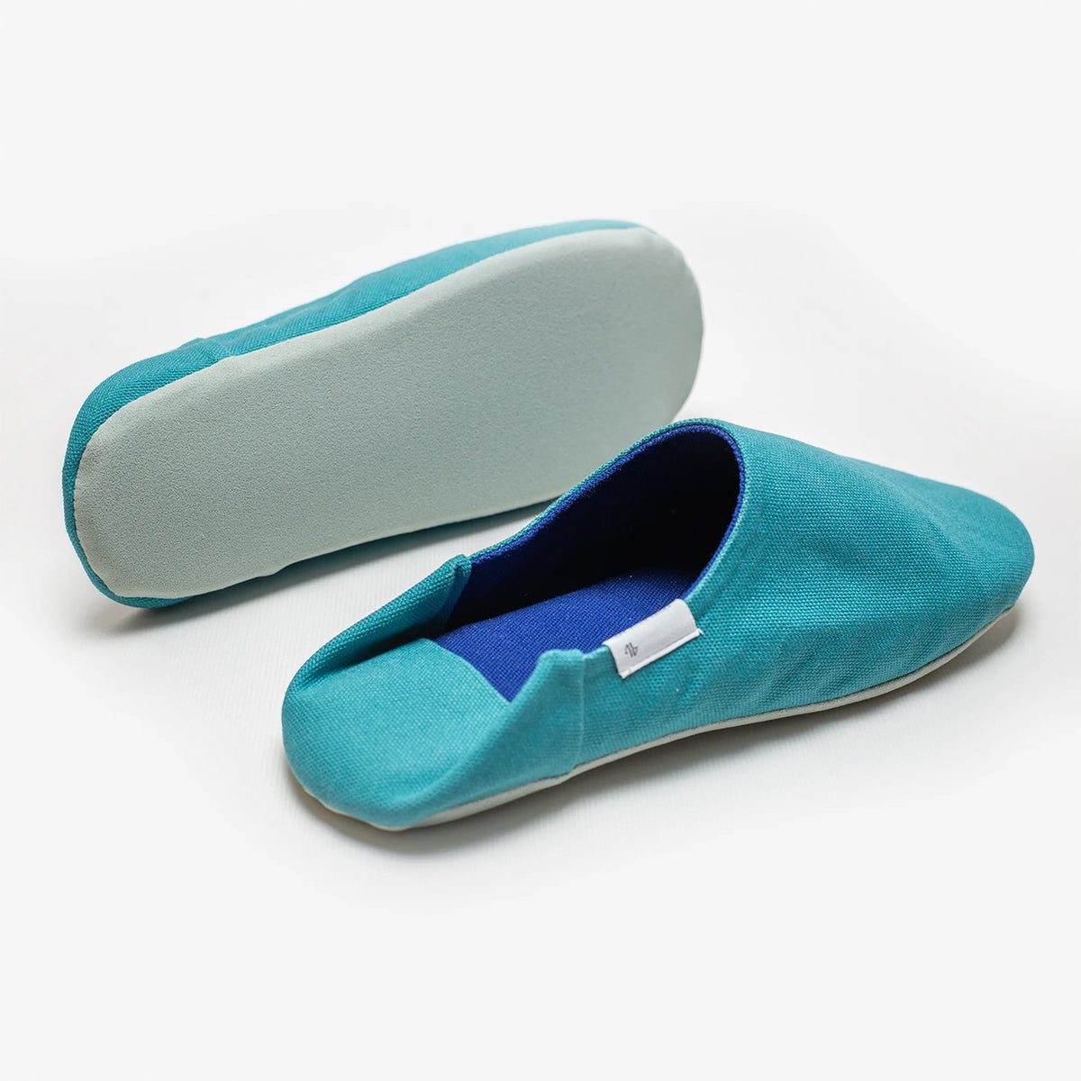 Turquoise blue canvas babouche, sole view #Color_Turquoise Blue