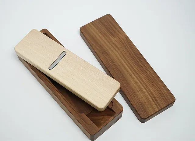 Katsuobushi shaver with walnut box and white oak plane #Color_Walnut