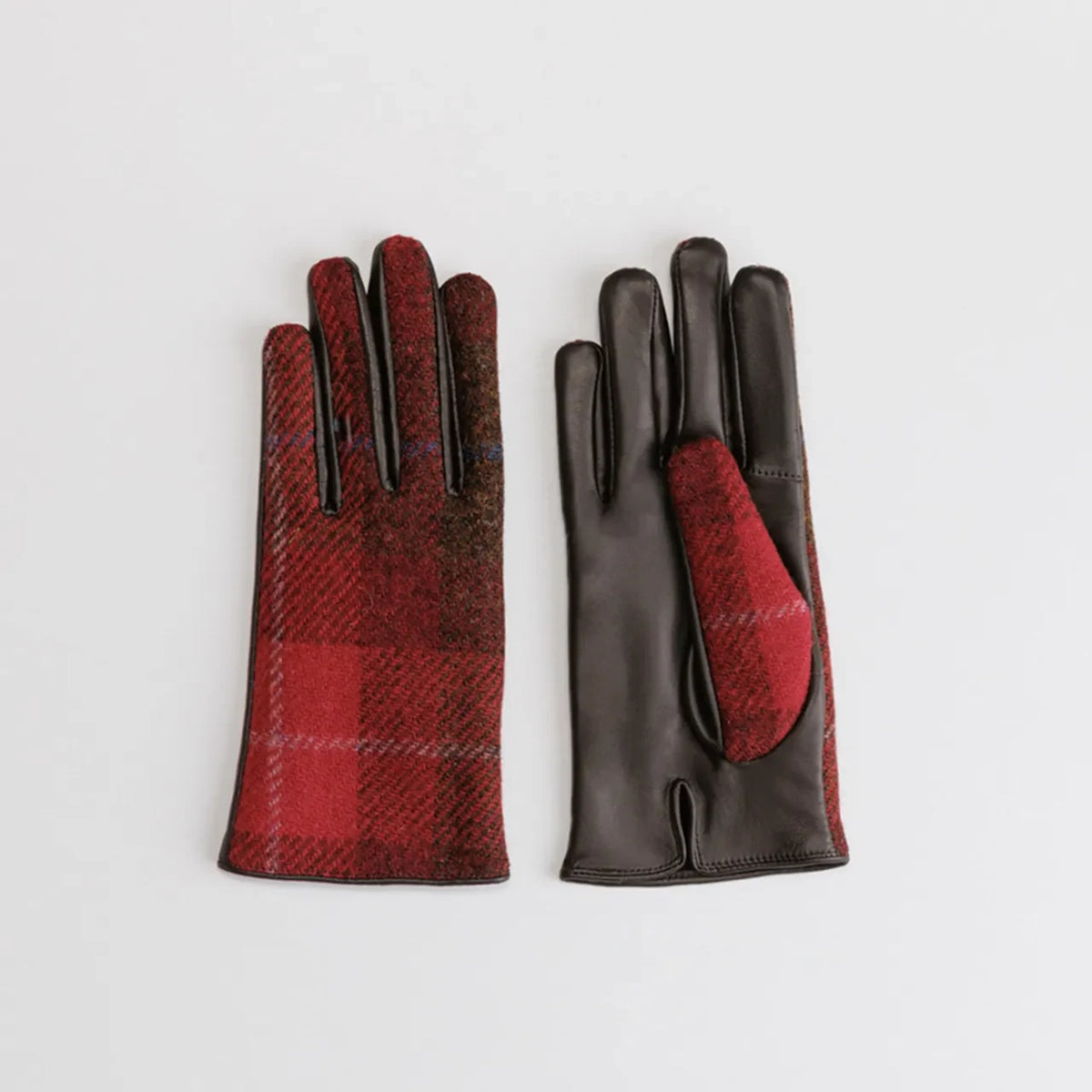 Kuroda women’s Harris Tweed and leather gloves in red #Color_Red