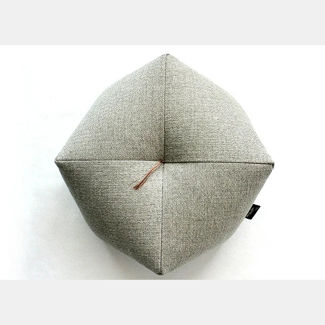 Takaokaya Ojami cushion Easy Clean in beige #Color_Beige