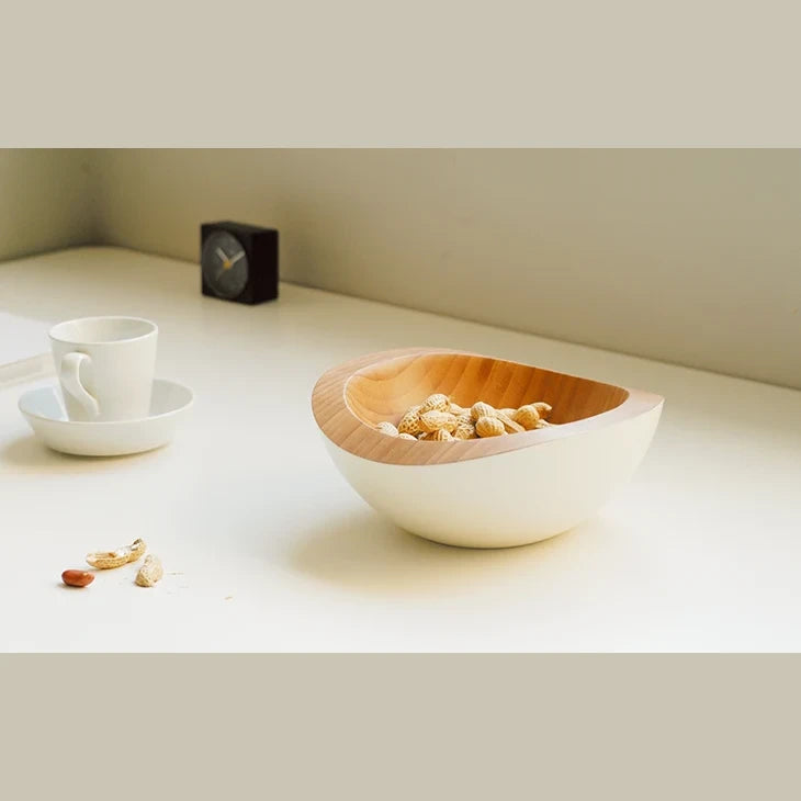 TEORI NUTS bowl holding snacks