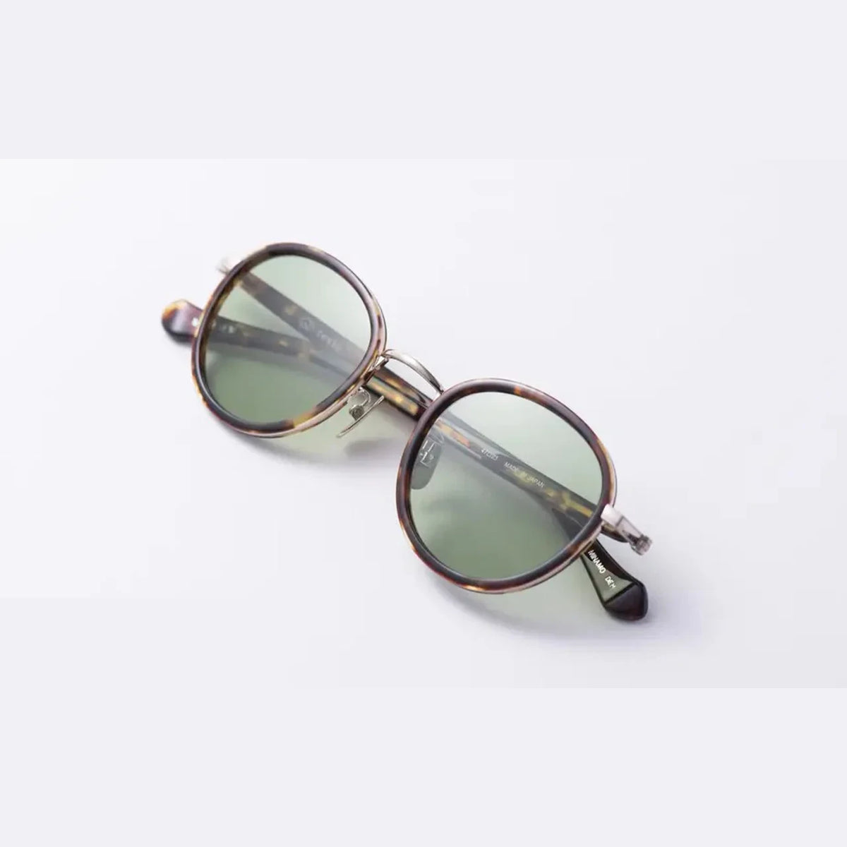 tesio MINAMO sunglasses in demi, angled view #Color_Demi